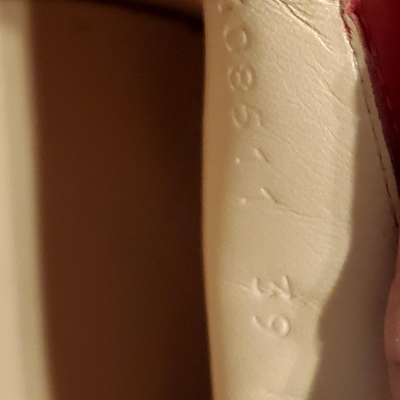 Gucci - Picture 4 of 4